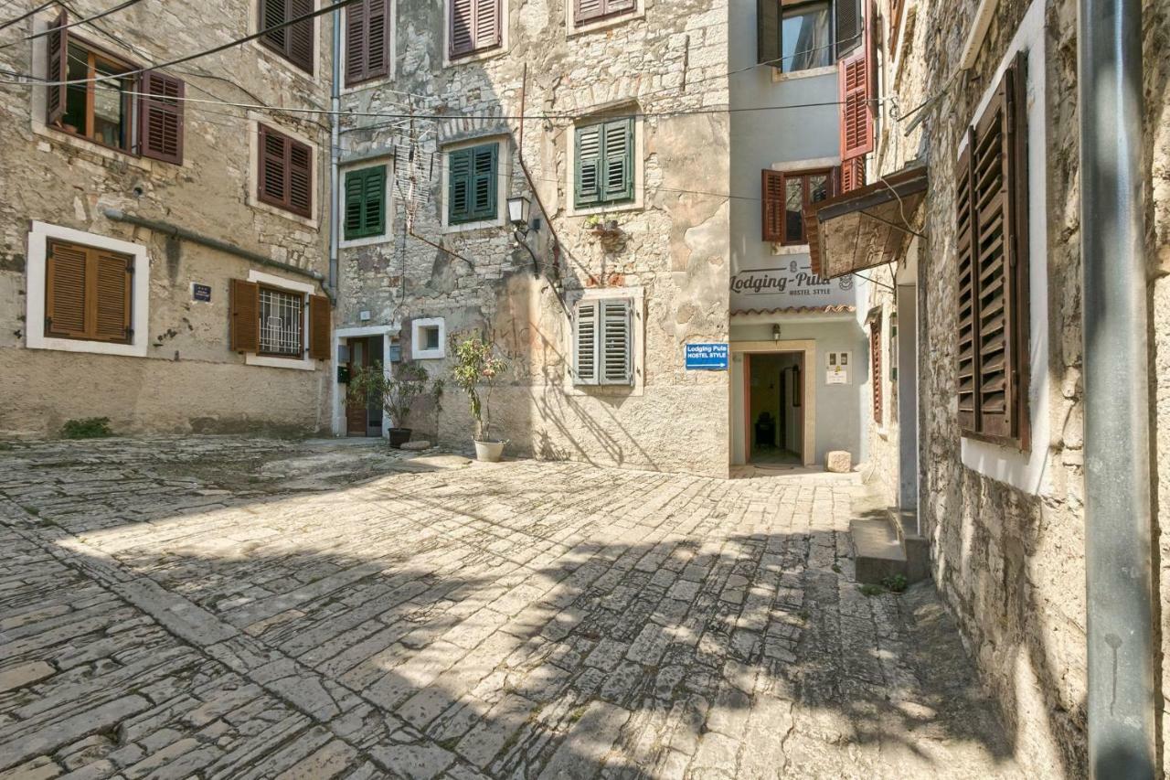 Old Town Apartments In City Center PUY Eksteriør bilde